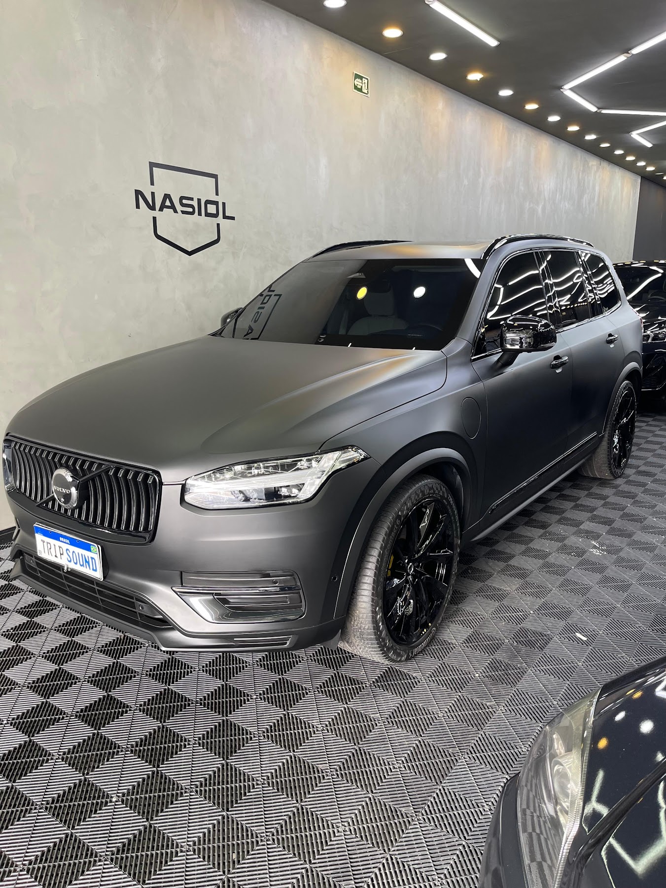 Volvo com revestimento cerâmico